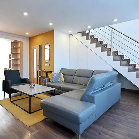 One Luxury Grand Appartement Eger