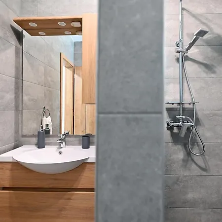 One Luxury Grand Διαμέρισμα *