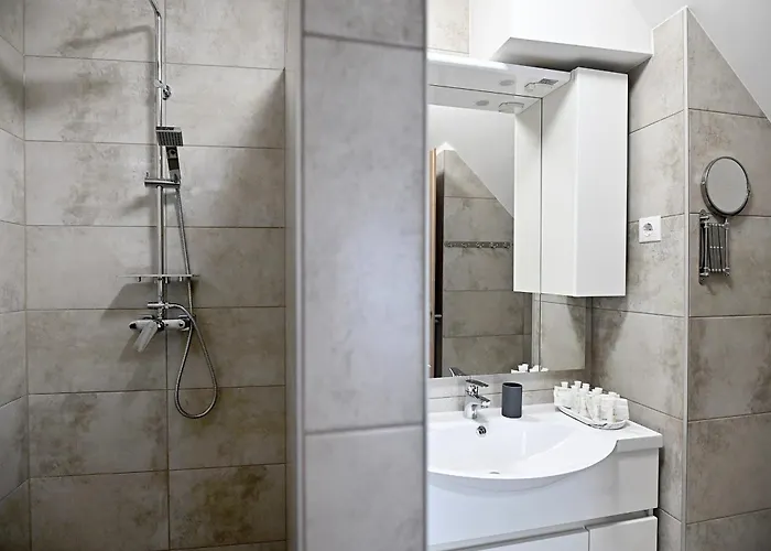 One Luxury Grand Eğri